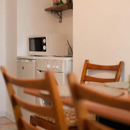 House Anastasia * בראשוב